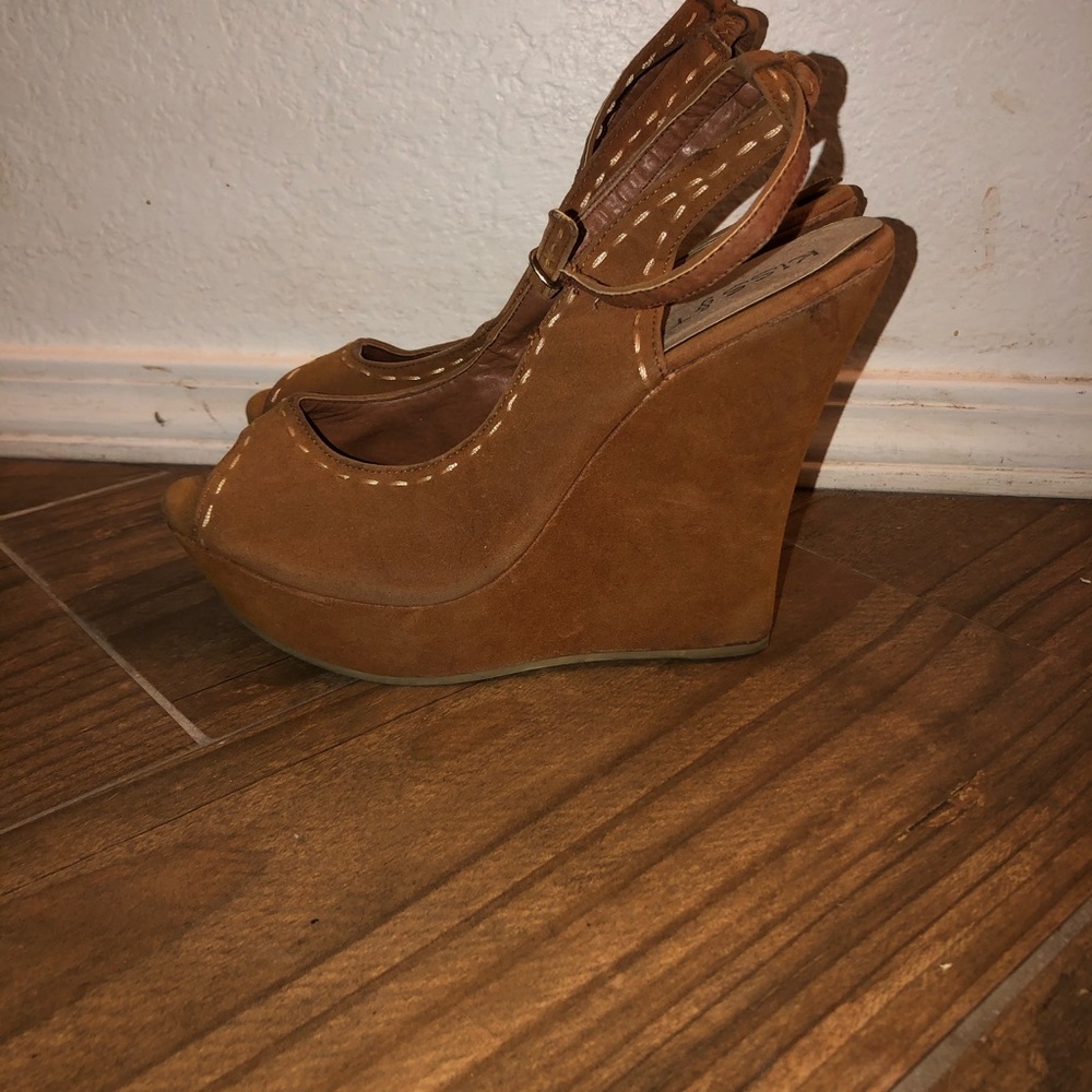 Wedges - Picture 3 of 3